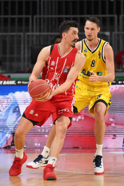 中尤为重要 中尤为重要