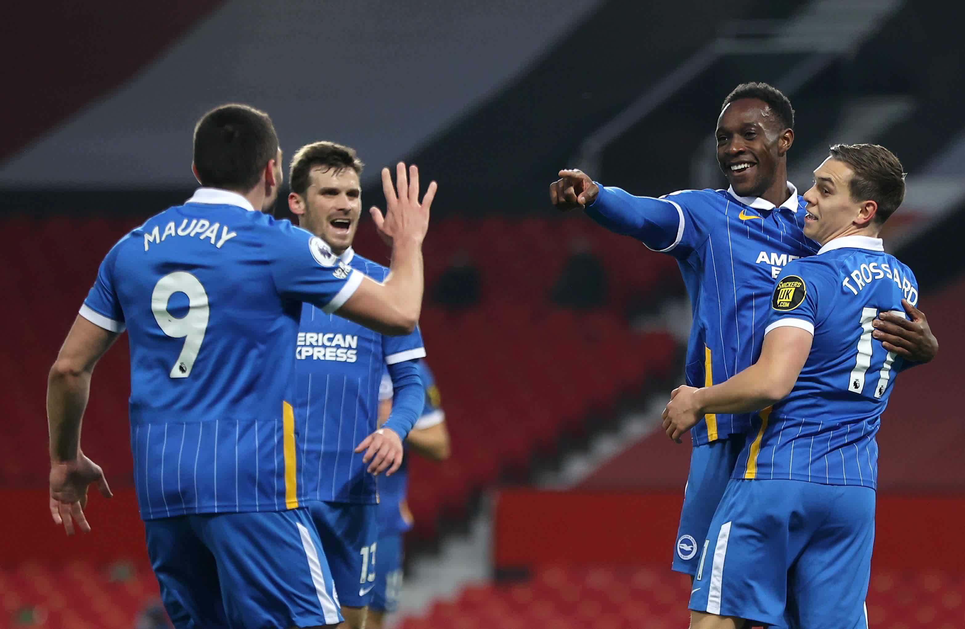 在社交媒体 在社交媒体